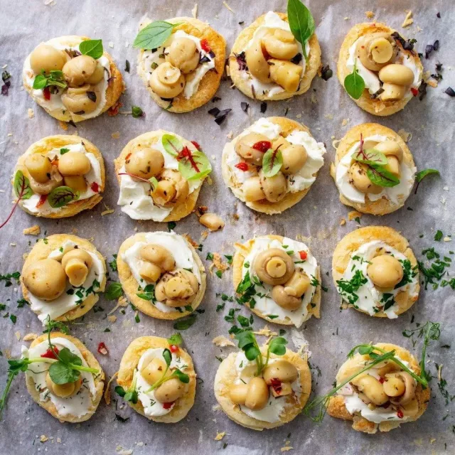 GÖBƏLƏK İLƏ QAT-QAT XƏMİRDƏN PROVANSSAYAĞI QƏLYANALTI